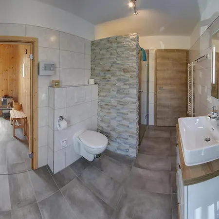 Gamsknogel Mit Privatem Pool Und Whirlpool, Cleaning Included Inzell